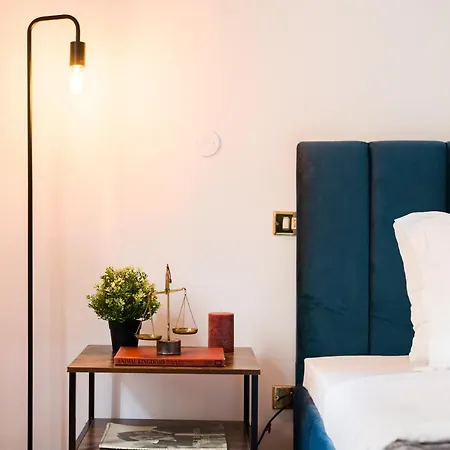 Principe Amedeo Apartment Rome